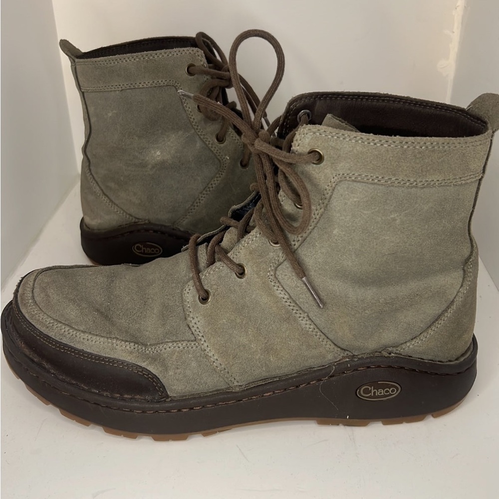 Mens Chaco Vibram Sole Boots/Shoes Sage Green Sz 10.5
